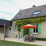 Spacious And Peaceful House Les Hauts Pres